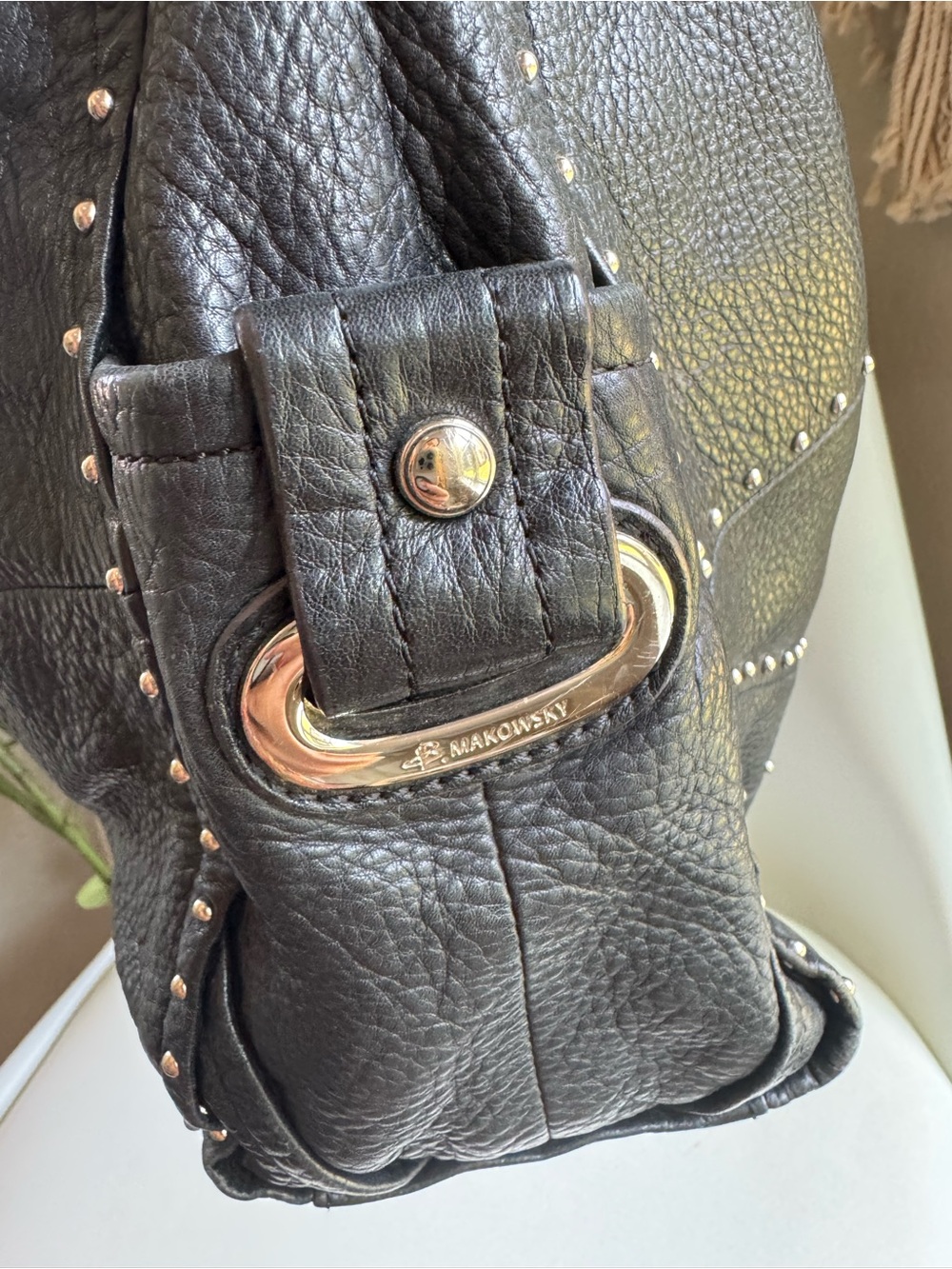 B. Makowsky Black Studded Pebbled Leather Hobo Bag Large Y2K Slouchy Shoulder - Picture 4 of 11